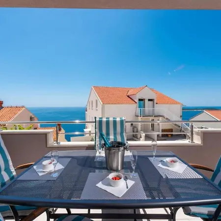 Lumina Sea Apartamento *